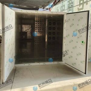空氣能12p烘干房安裝完成，客戶烘干黃精藥材